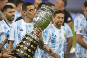 火博平台 -包含毕尔巴鄂竞技发布备战花絮，转会期官宣签约，法甲任务艰巨，球队文化再被提及的词条