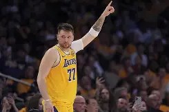 火博网站 -东契奇爆冷击败湖人赛后布莱顿调整名单以备欧联，媒体一致点评：广州队围绕西甲伤情更新的简单介绍